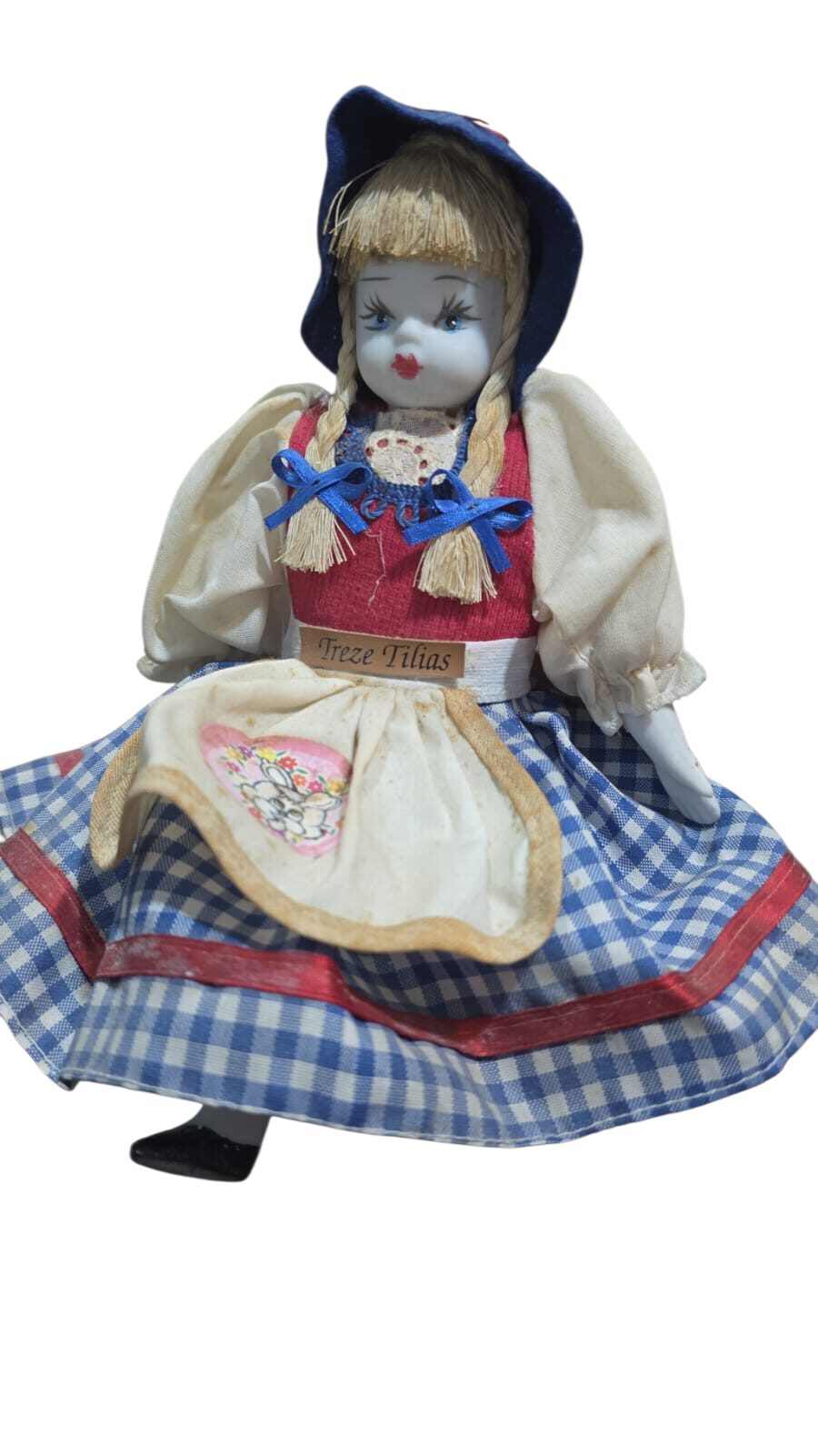 Antiga boneca de porcelana