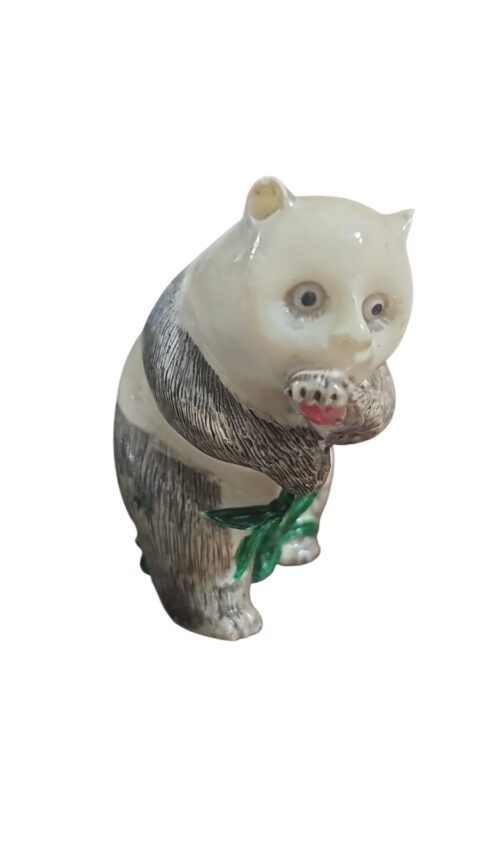 Panda de resina laqueada