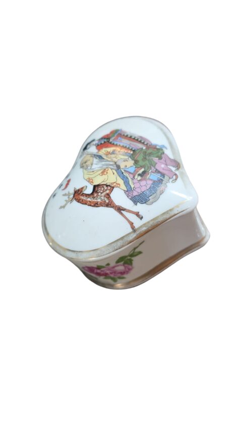 Potiche de porcelana com belíssima arte