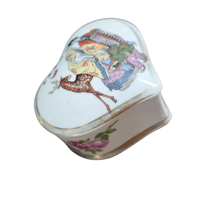 Potiche de porcelana com belíssima arte