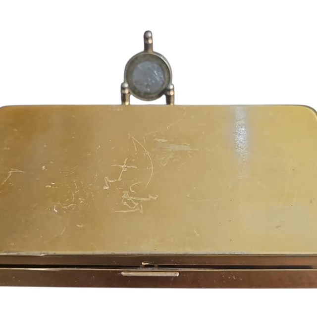 Antiga trousse/cigarreira francesa em dourado metal