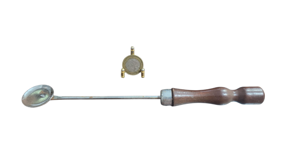 Antigo utensílio de cozinha
