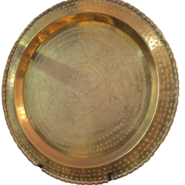 Enorme medalhão indiano em dourado metal