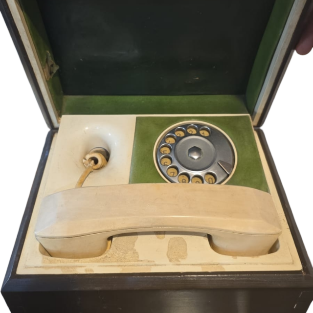 Raríssimo telefone antigo