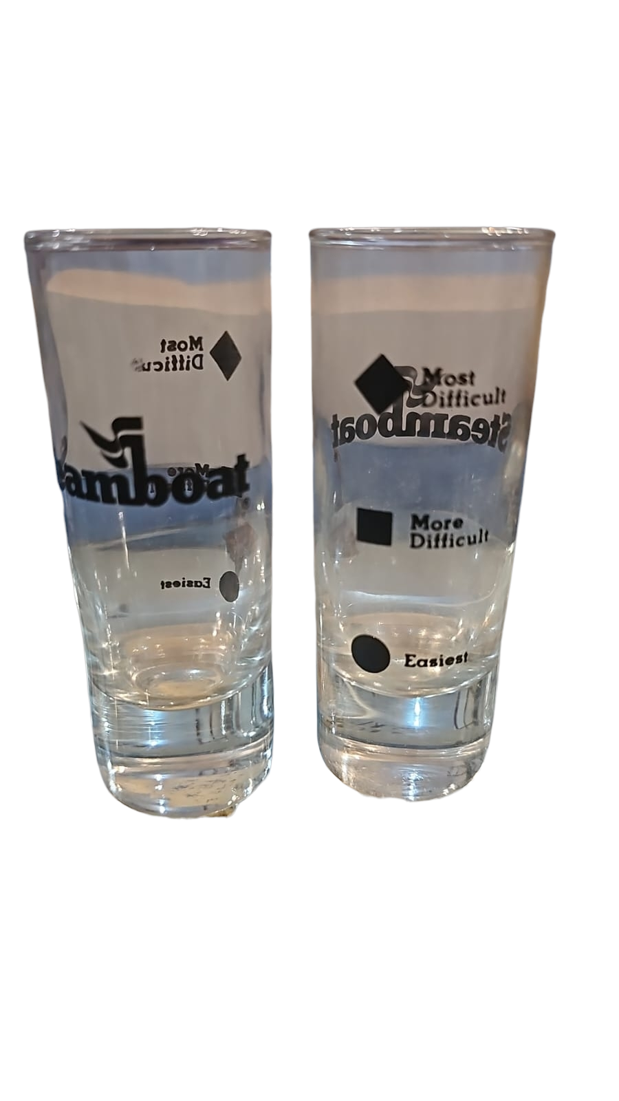 Par de copos de shot com medidor de dificuldade