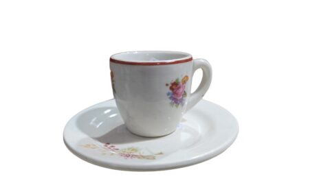 Antiga xícara de porcelana D. Pedro II