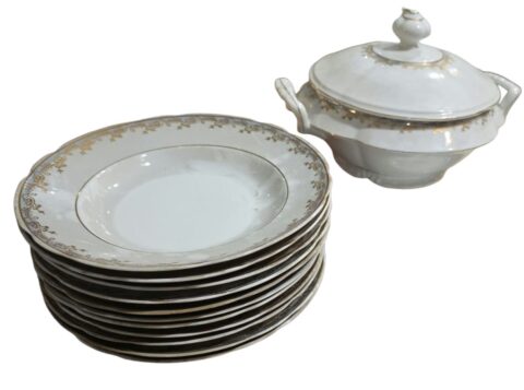 Conjunto porcelana Real, belas dourações