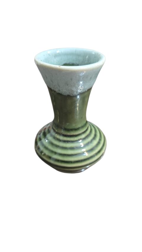 Vaso artesanal de cerâmica