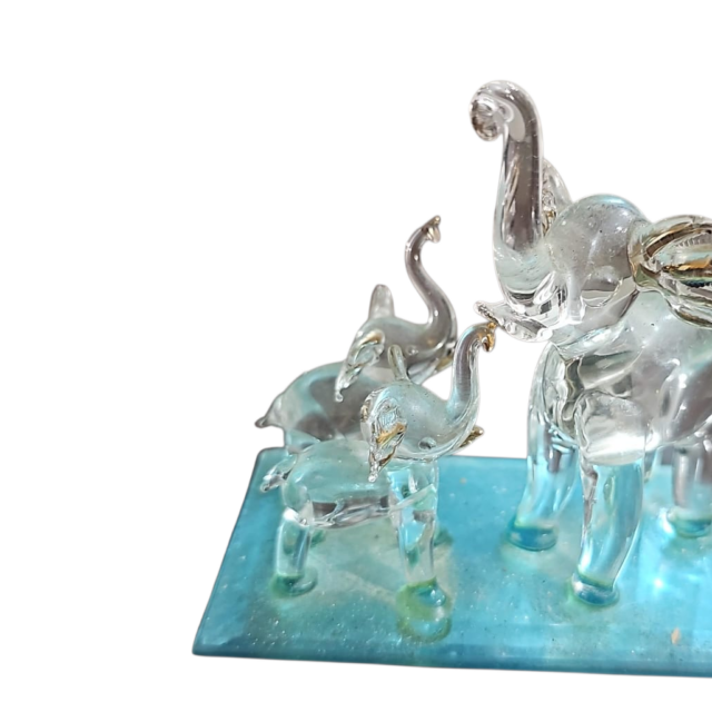 Escultura de elefantinhos