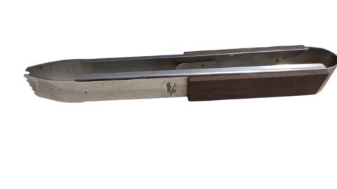 Antigo pegador inox e madeira