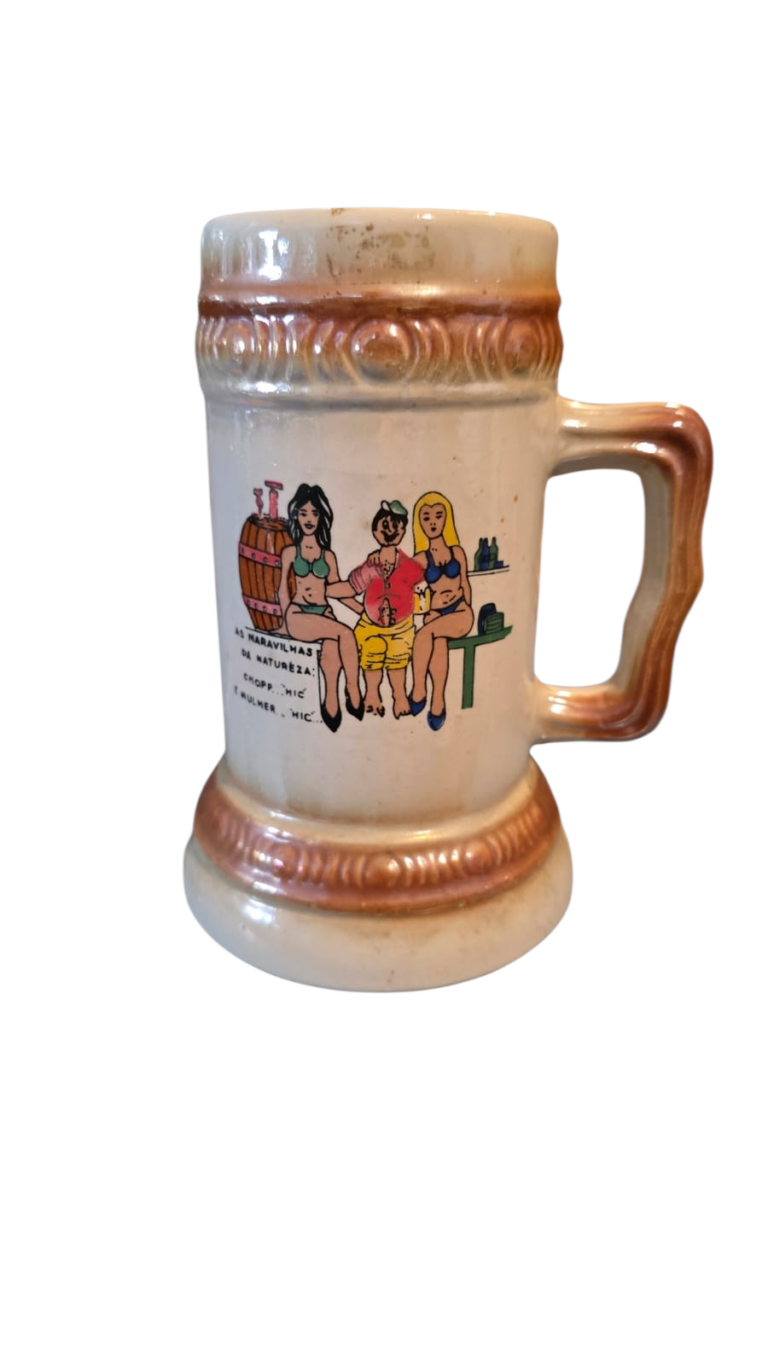 Antiga caneca