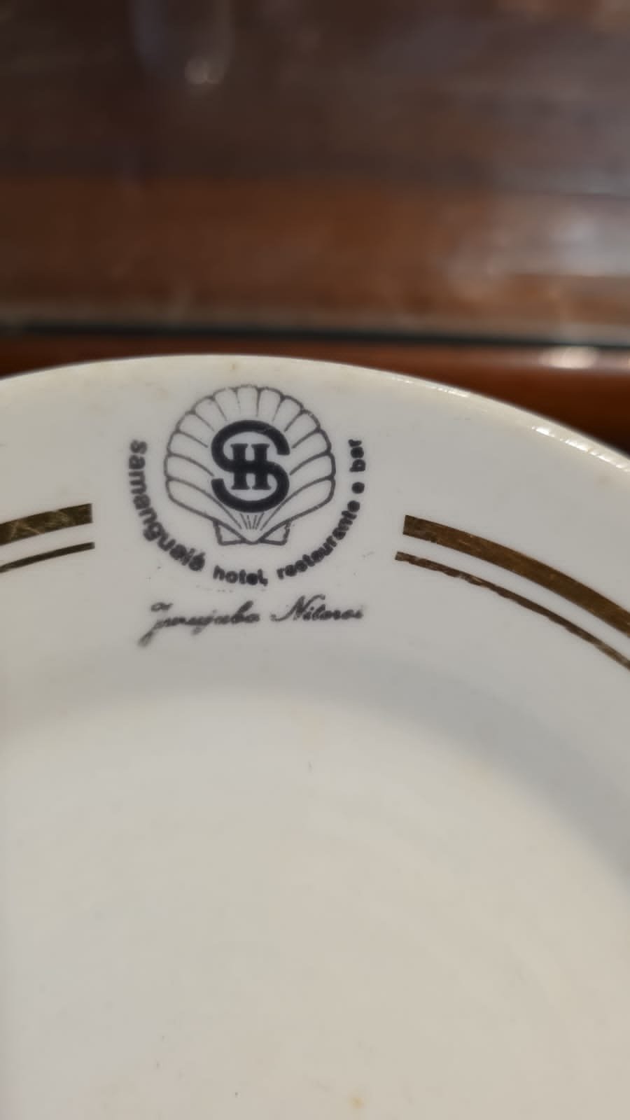 Conjunto de antigas porcelanas de restaurantes - Imagem 10