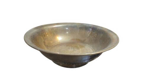 Belo e antigo centro de mesa indiano em dourado metal