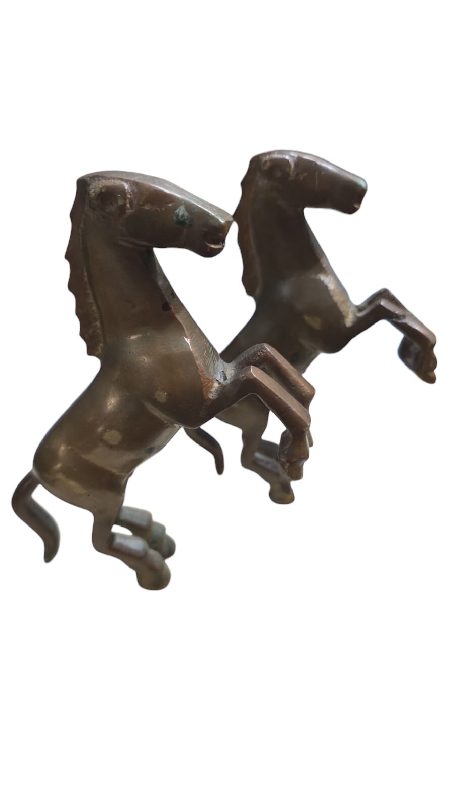 Par de esculturas antigas, representando majestosos cavalos em bronze maciço