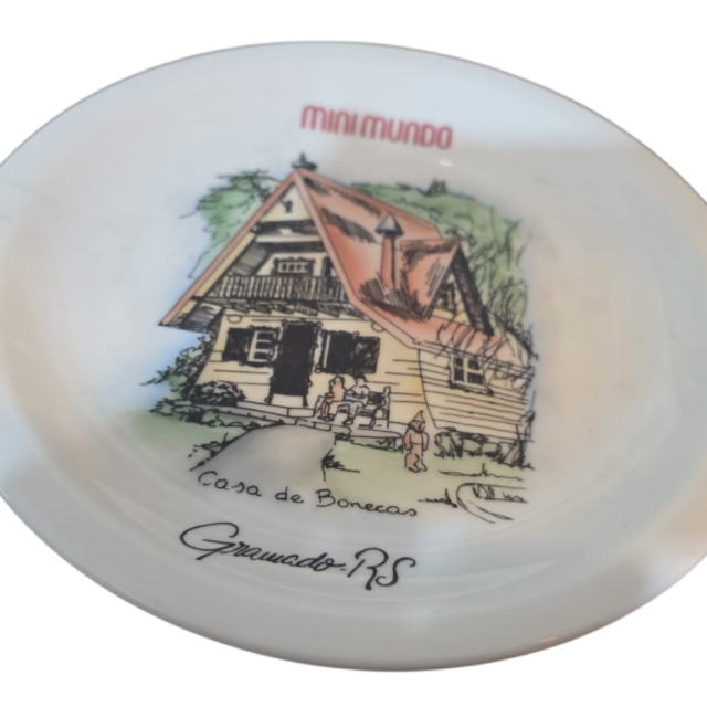 Antiga porcelana de Gramado, bela arte