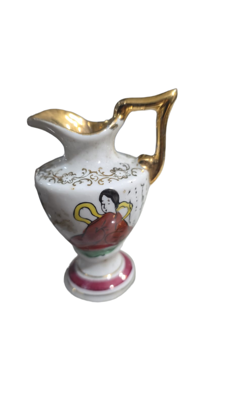Jarrinha porcelana oriental, bela arte e dourações