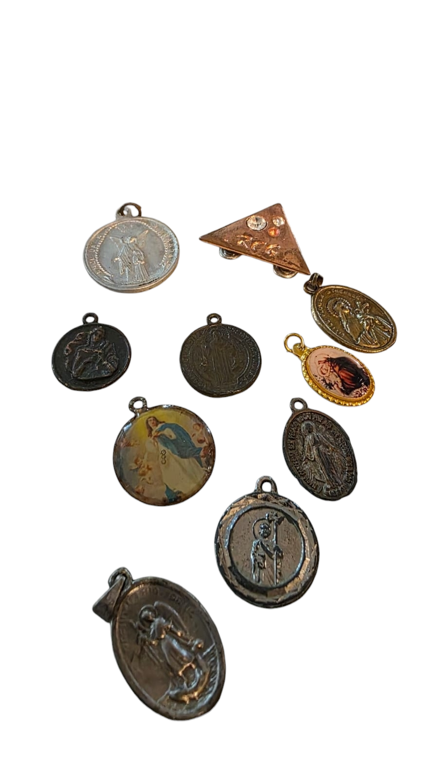 Lote de pingentes, maioria sacros