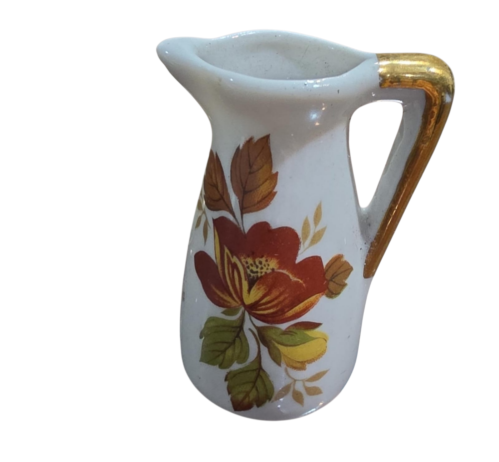 Jarrinha de porcelana