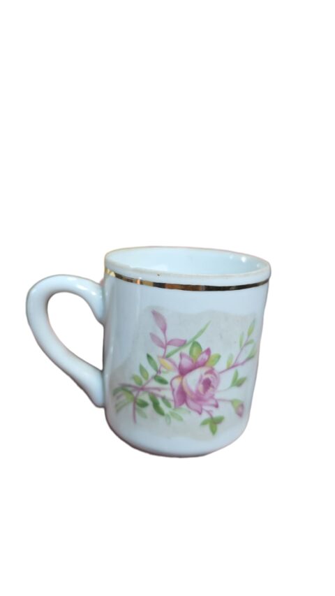 Xícara de café em porcelana
