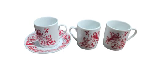 Lote de xícaras de porcelana