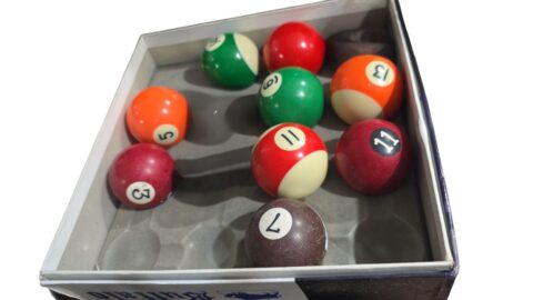 Lote de antigas bolas de sinuca