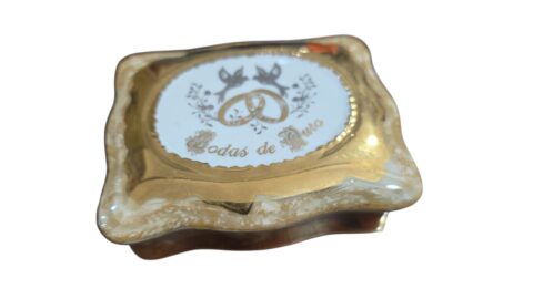 Antigo potiche de porcelana