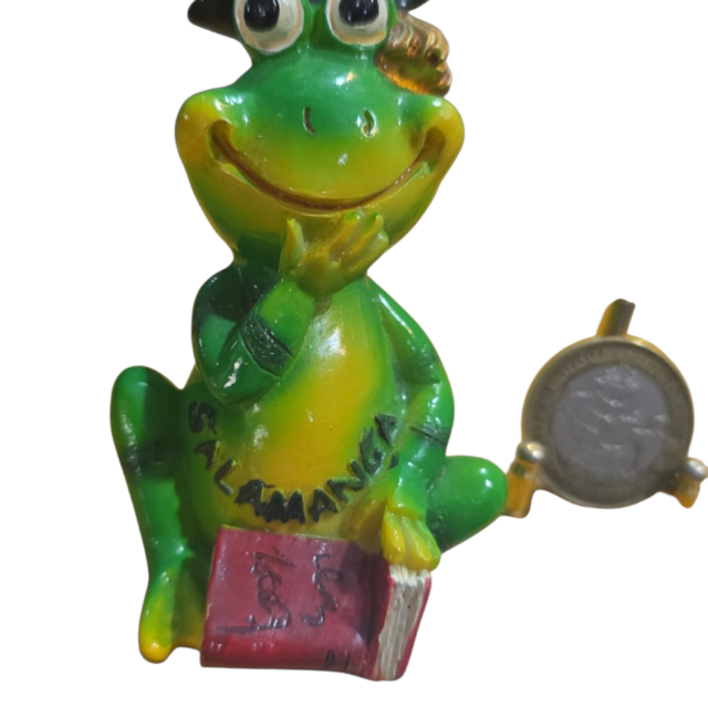 Sapinho de resina