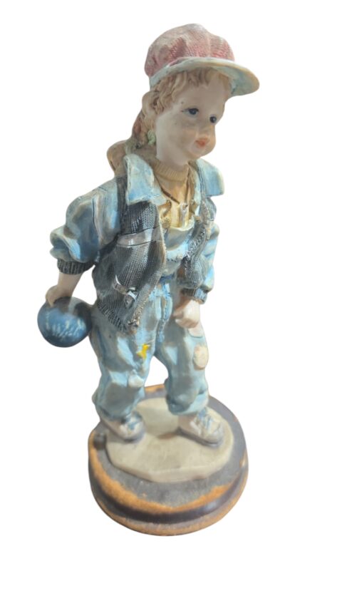 Antiga escultura de resina