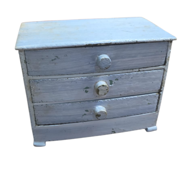 Cômoda porta joias de madeira