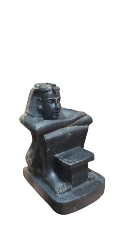 Escultura egípcia de resina, boa qualidade