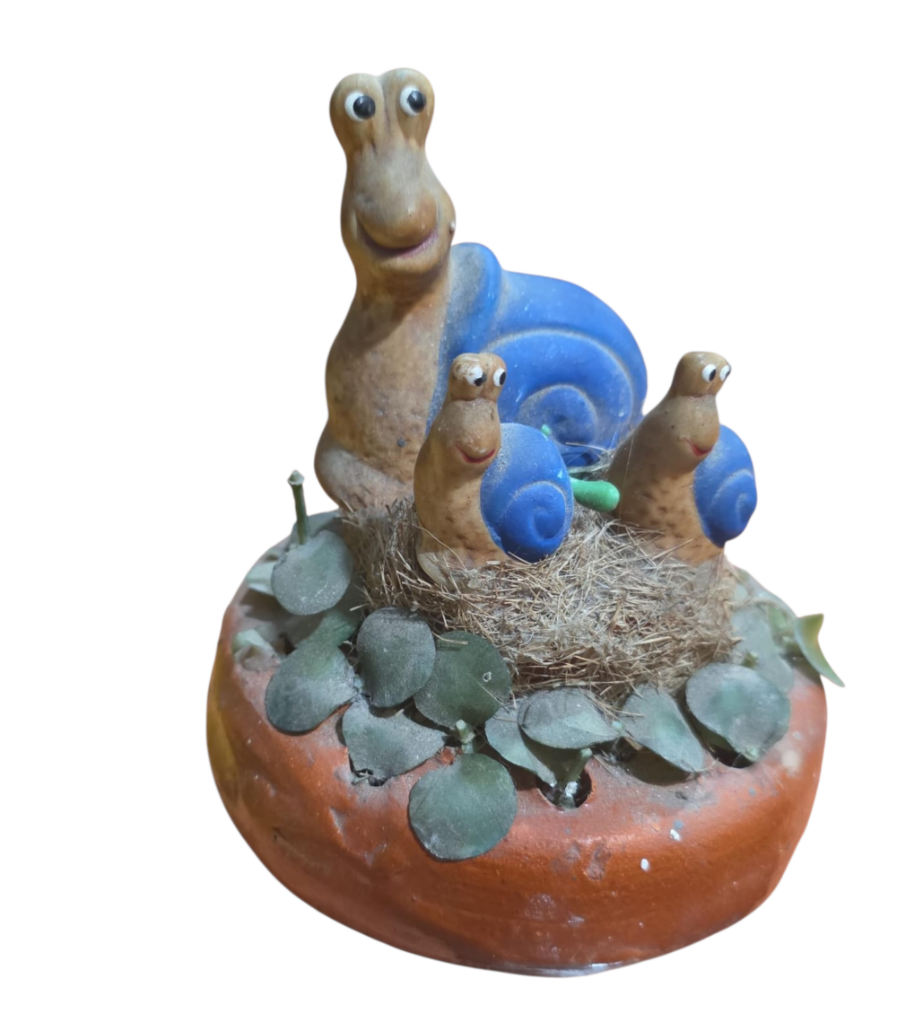 Escultura de cerâmica artesanal