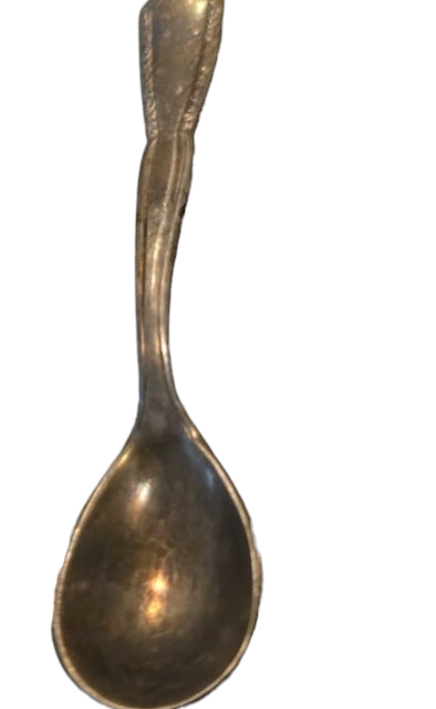 Pequena colher espessurada a prata