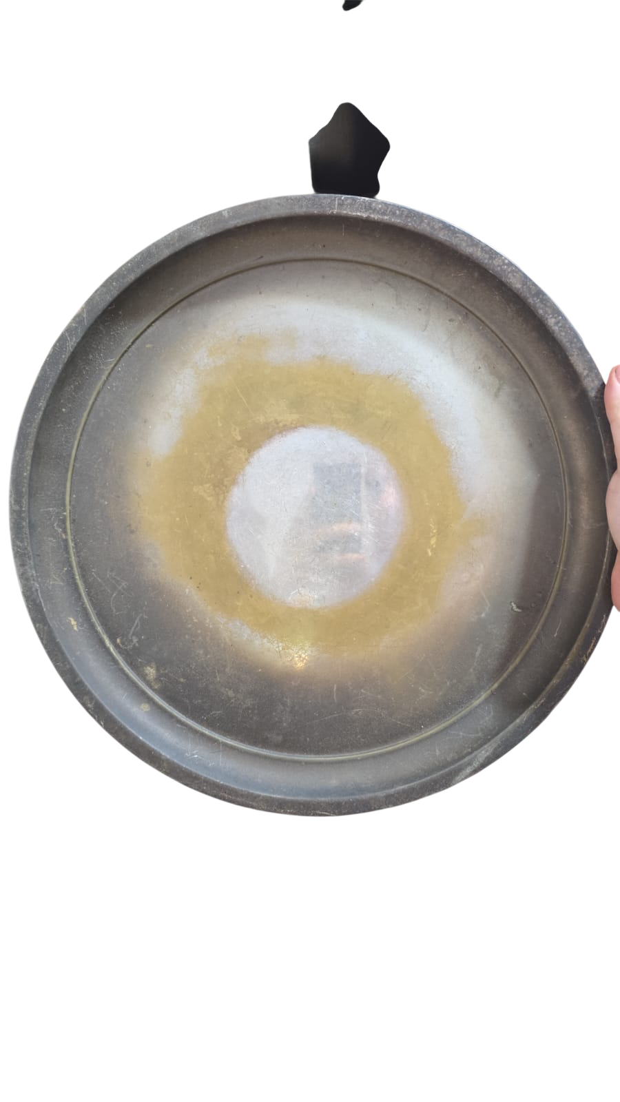 Grande e antiga salva, espessurada a prata