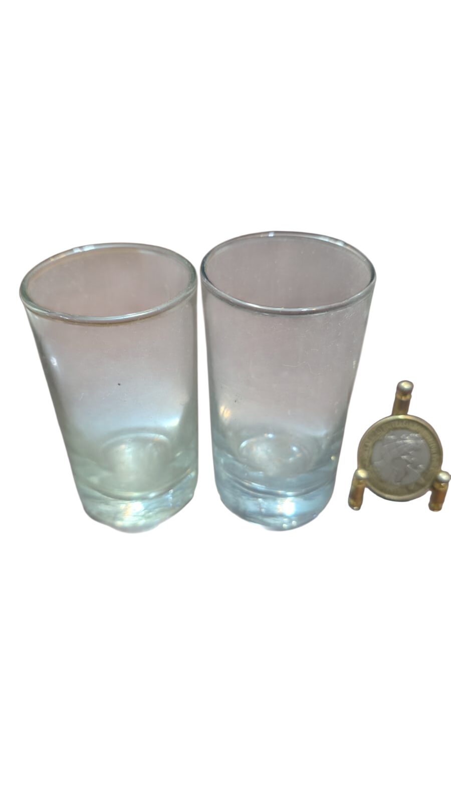 Par de antigos copos de cachaça