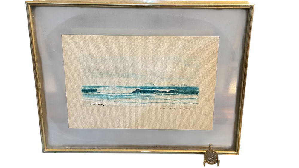 Quadro com pintura assinada