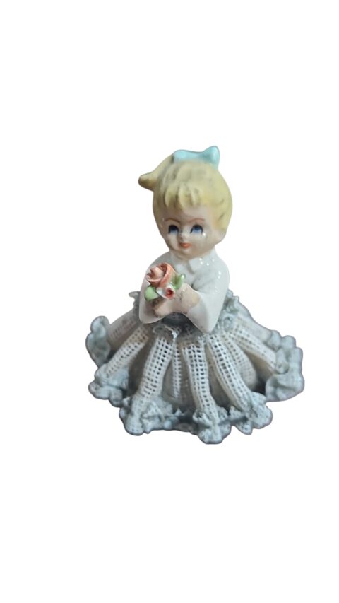 Antiga daminha de porcelana