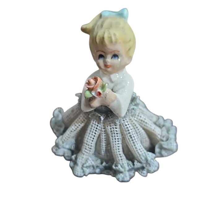 Antiga daminha de porcelana