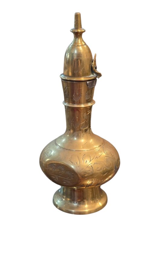 Incrível bule em bronze indiano ricamente cinzelado