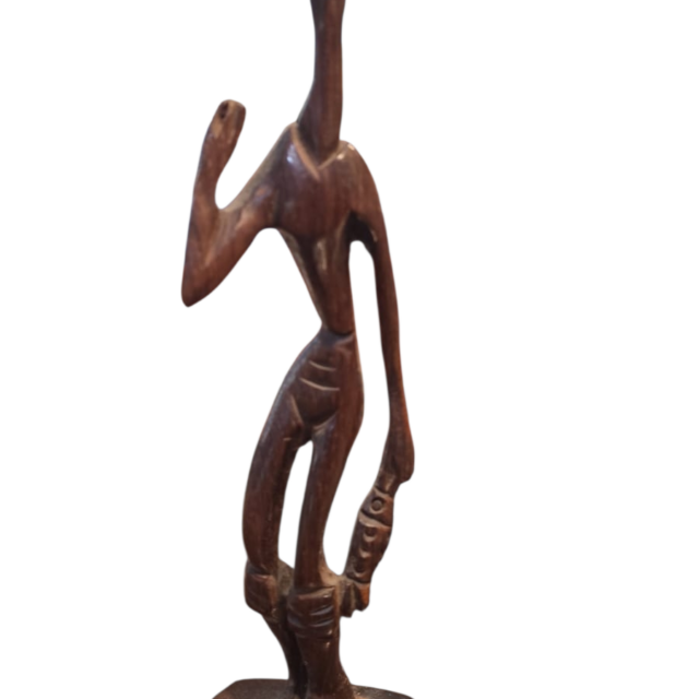 Escultura de madeira