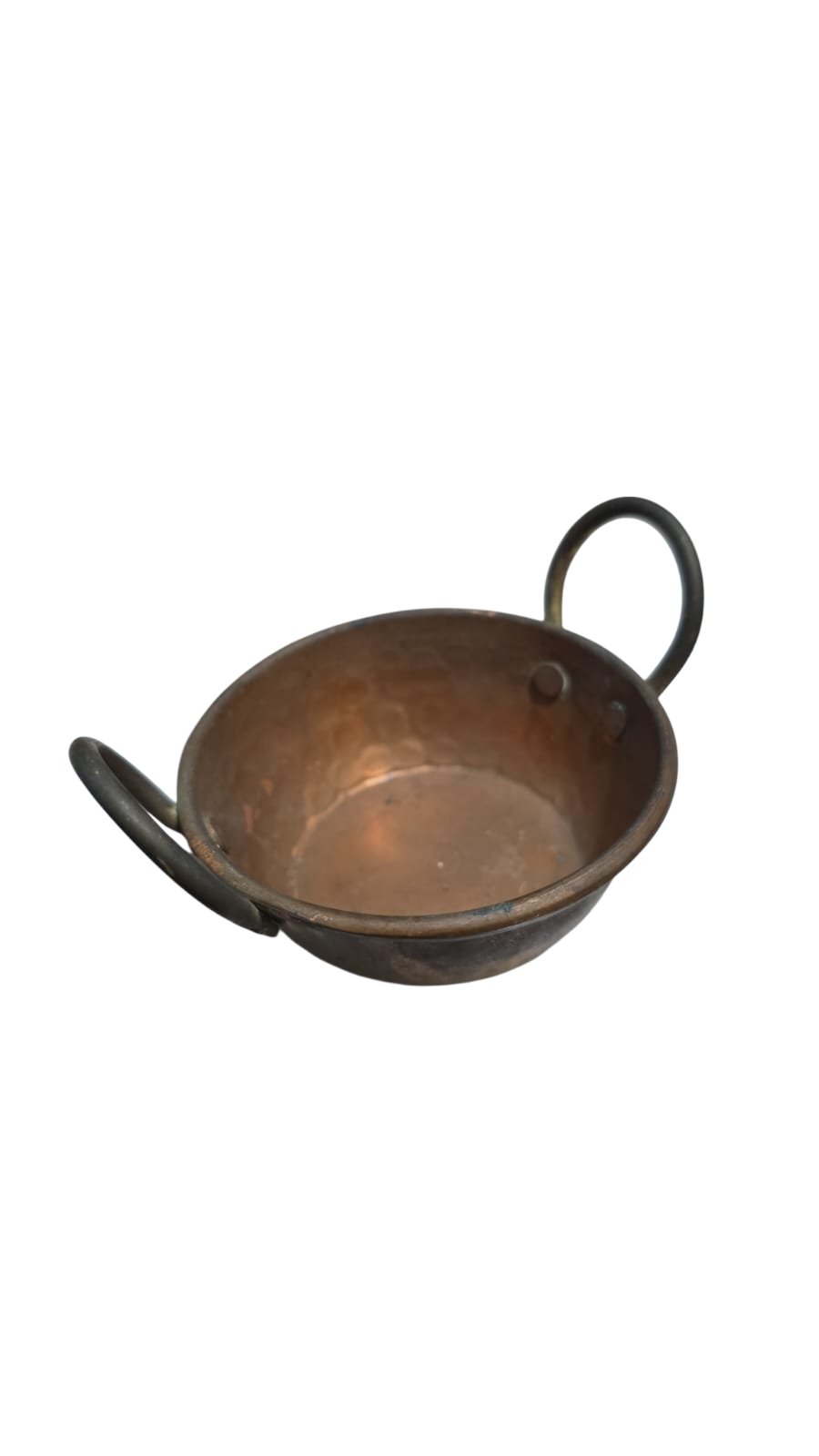 Pequeno tacho de cobre