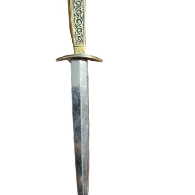 Adaga espanhola dasmaquinada