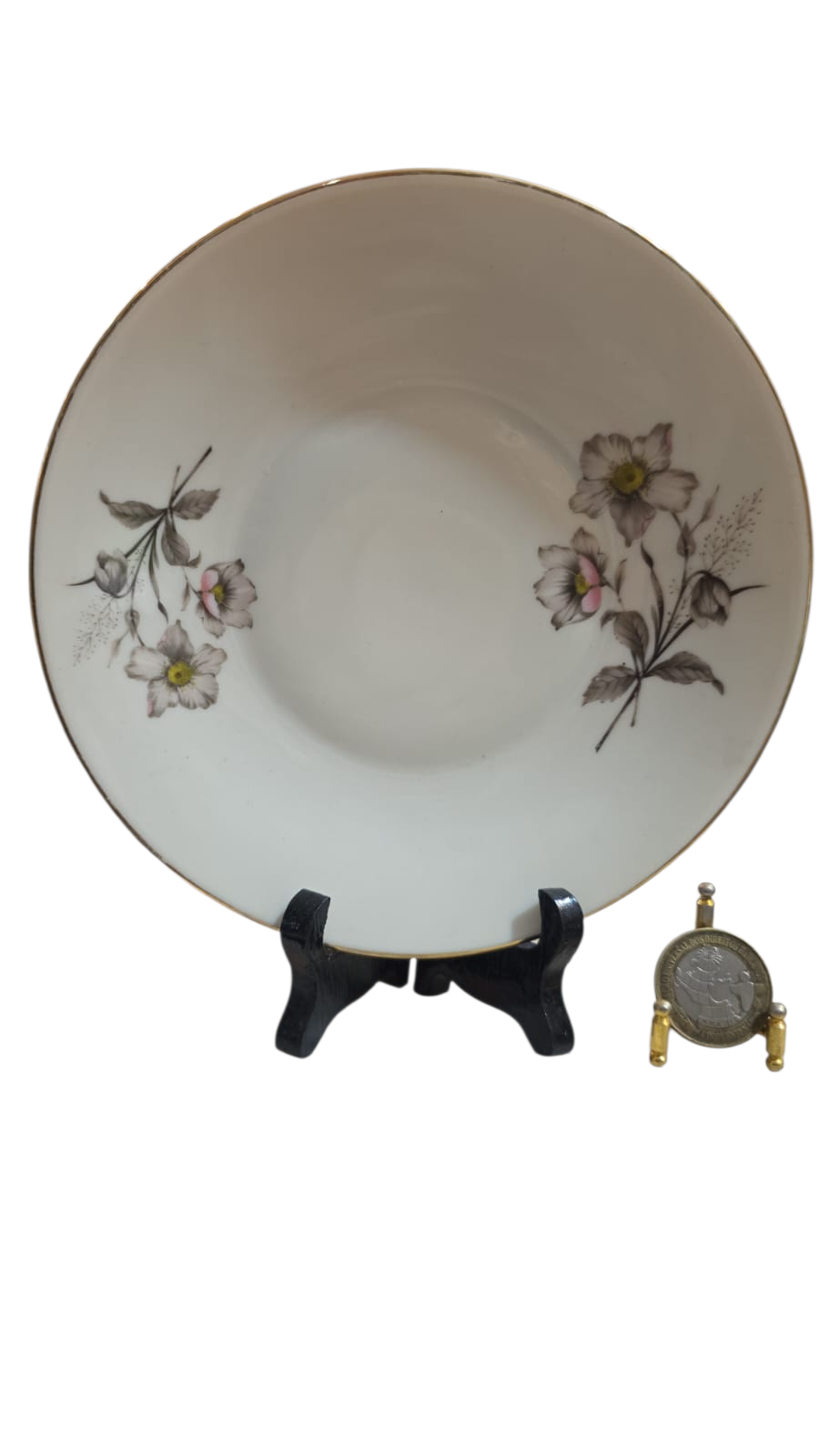 Prato de sobremesa porcelana alemã, motivos florais