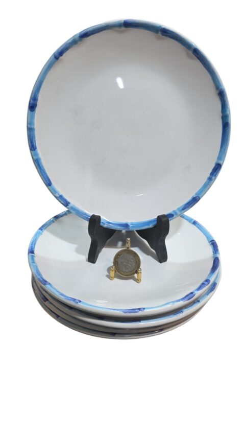 Pratos de sobremesa de porcelana