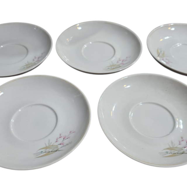 Pires de chá porcelana Pozzani, motivos florais. (valor unitário)