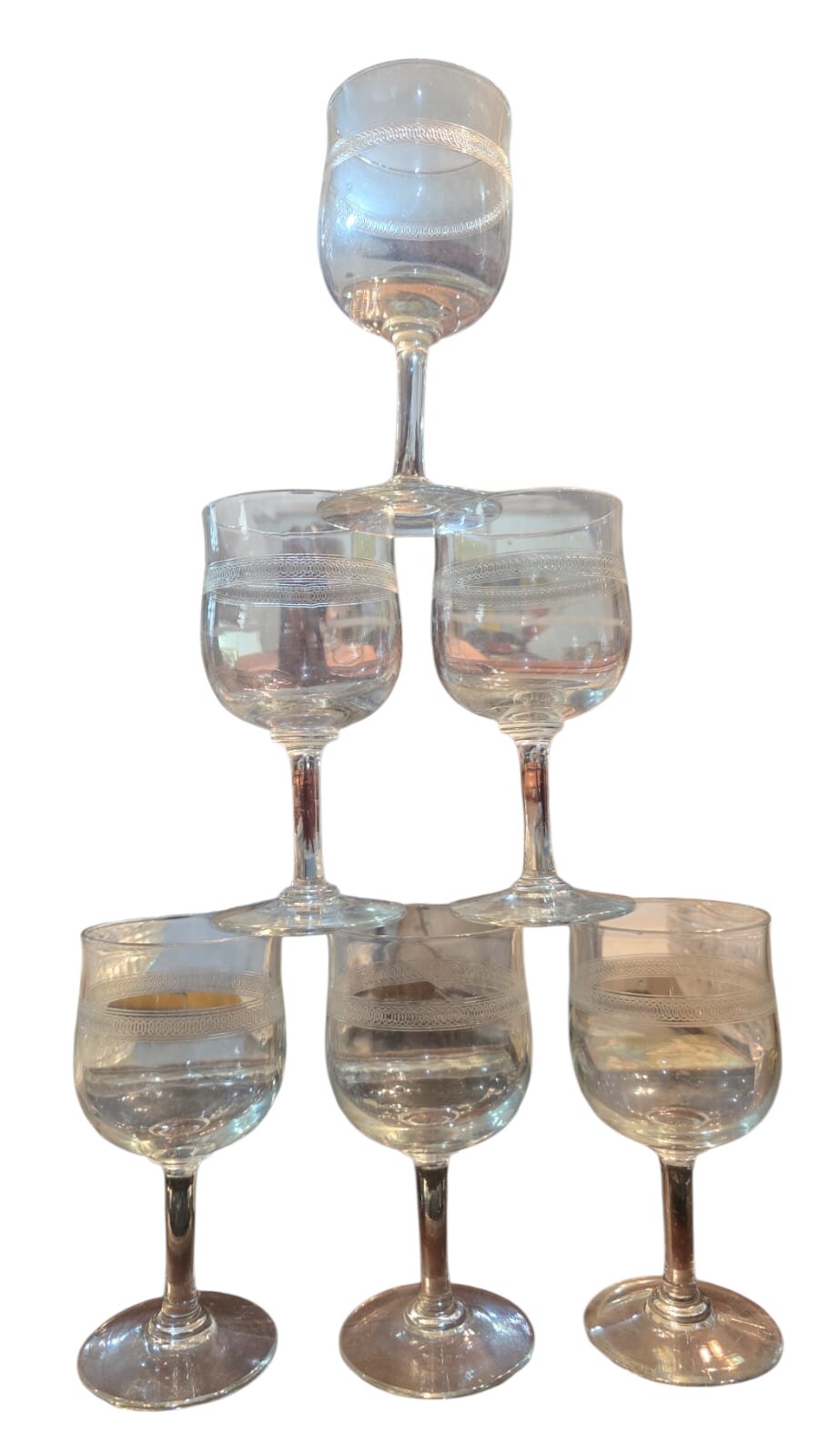 Taças de cristal com lapidações