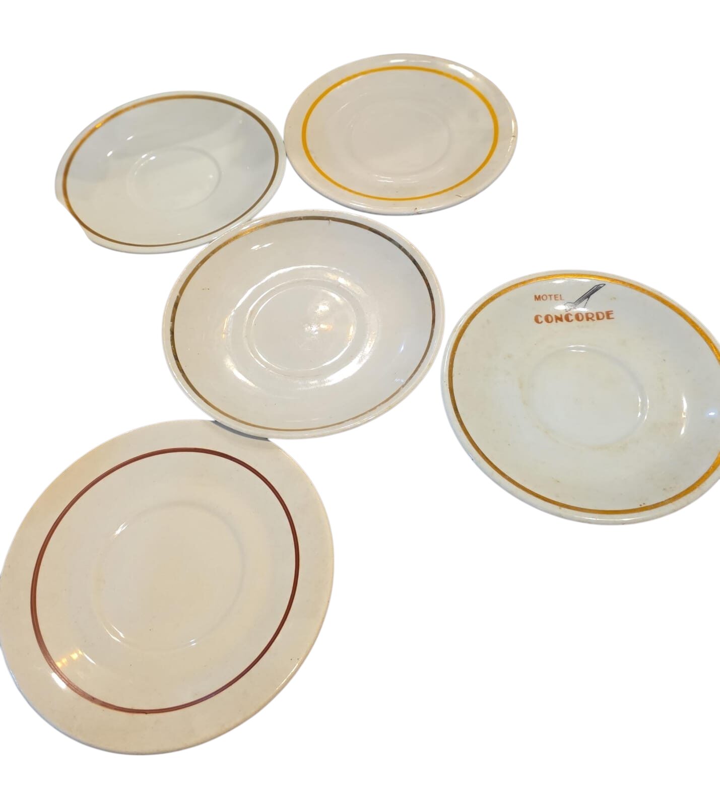 Lote de antigos pires de porcelana