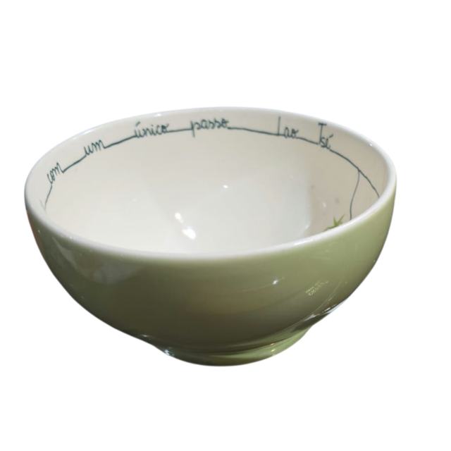 Grande bowl de louça com bela frase