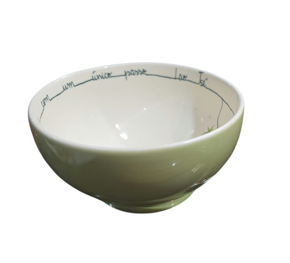 Grande bowl de louça com bela frase
