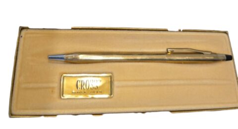 Caneta da marca Cross, com estojo