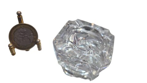 Delicado cinzeiro de cristal